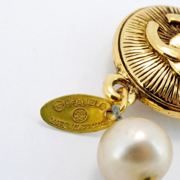 #56 - Authentic Chanel Necklace Coco Mark Circle Gold-Plated Fake Pearl Necklace - Picture 9 of 11